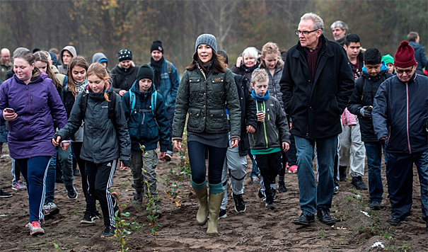 Kronprinsesse Mary genplanter planeten |