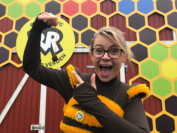 Undskyld mig padle perspektiv Børn i hele landet skal redde bierne | OrganicToday.dk