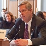 usa-tom-vilsack-380x234
